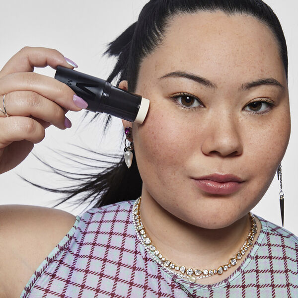 Pore Eclipse Non-Comedogenic Mattifying + Blurring Primer Stick