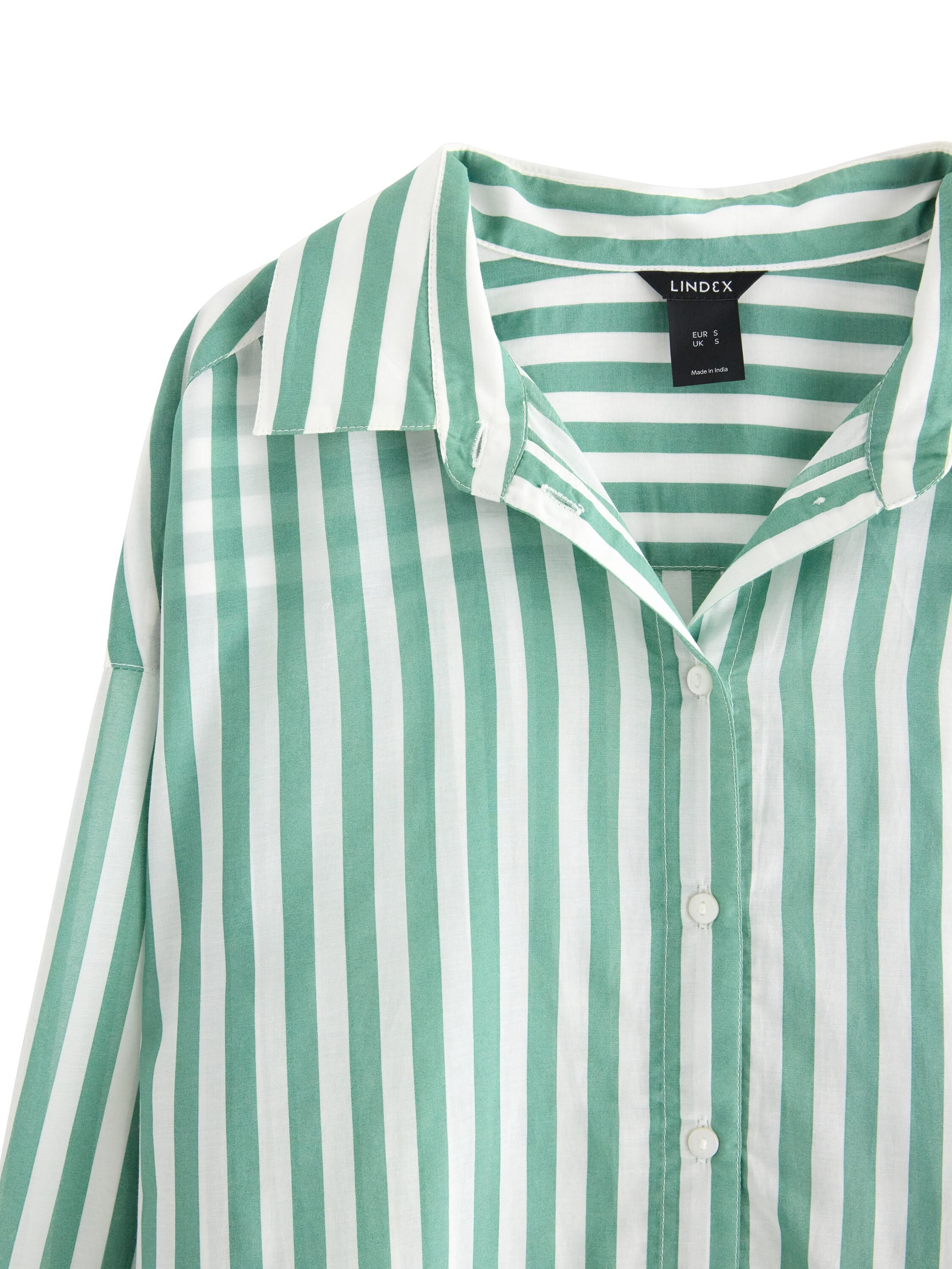 V&aelig;vet skjorte i viskoseblanding med