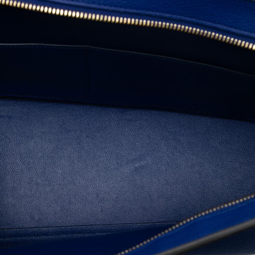 C&eacute;line Trapeze