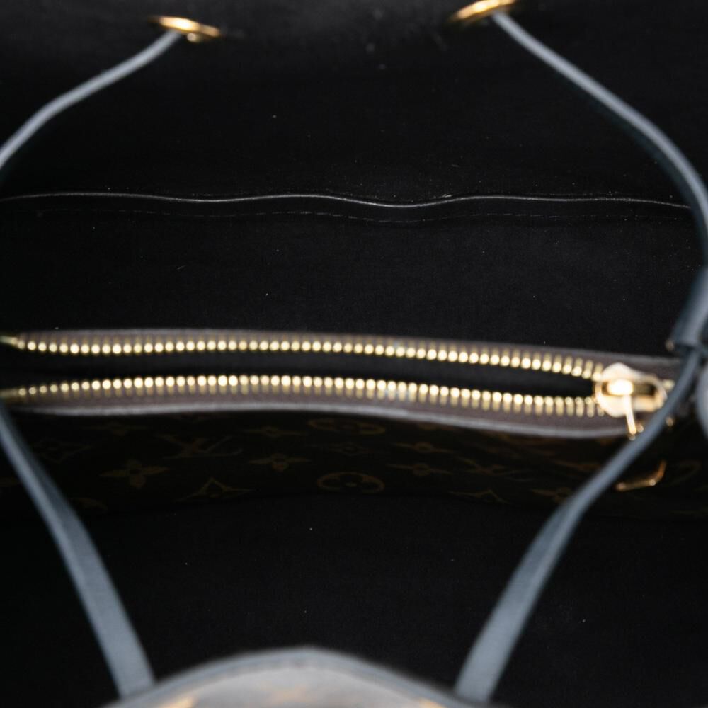 Louis Vuitton Shoulder Bags