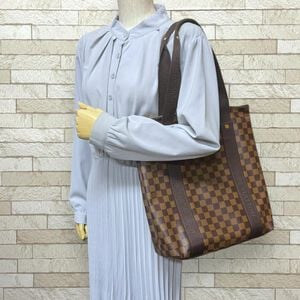 Louis Vuitton Tote