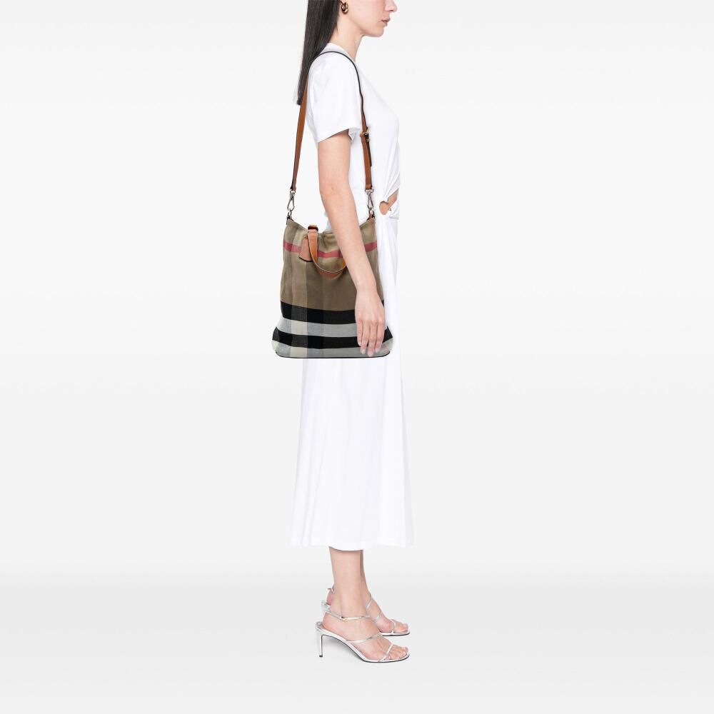 Burberry Pouch