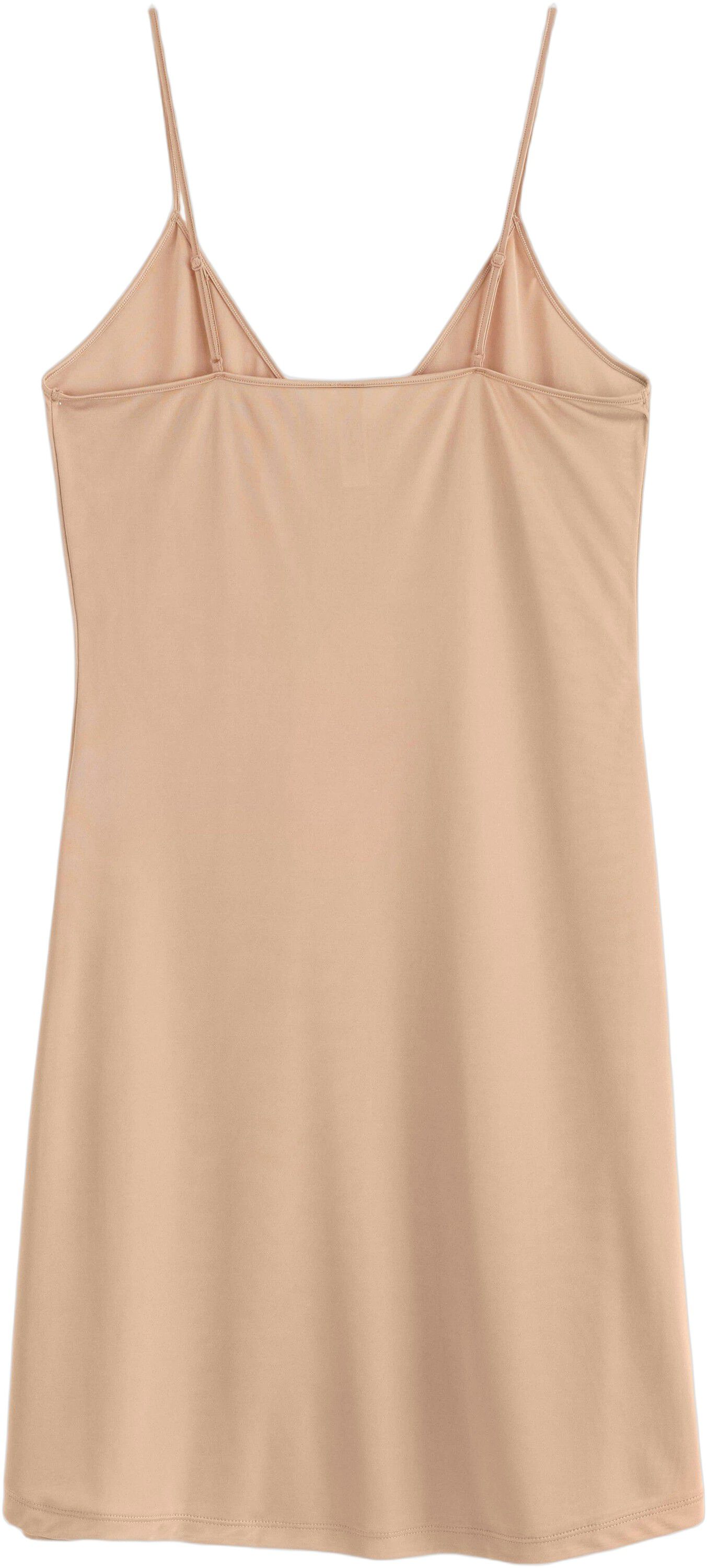 En slip med v-hals og smalle skulde