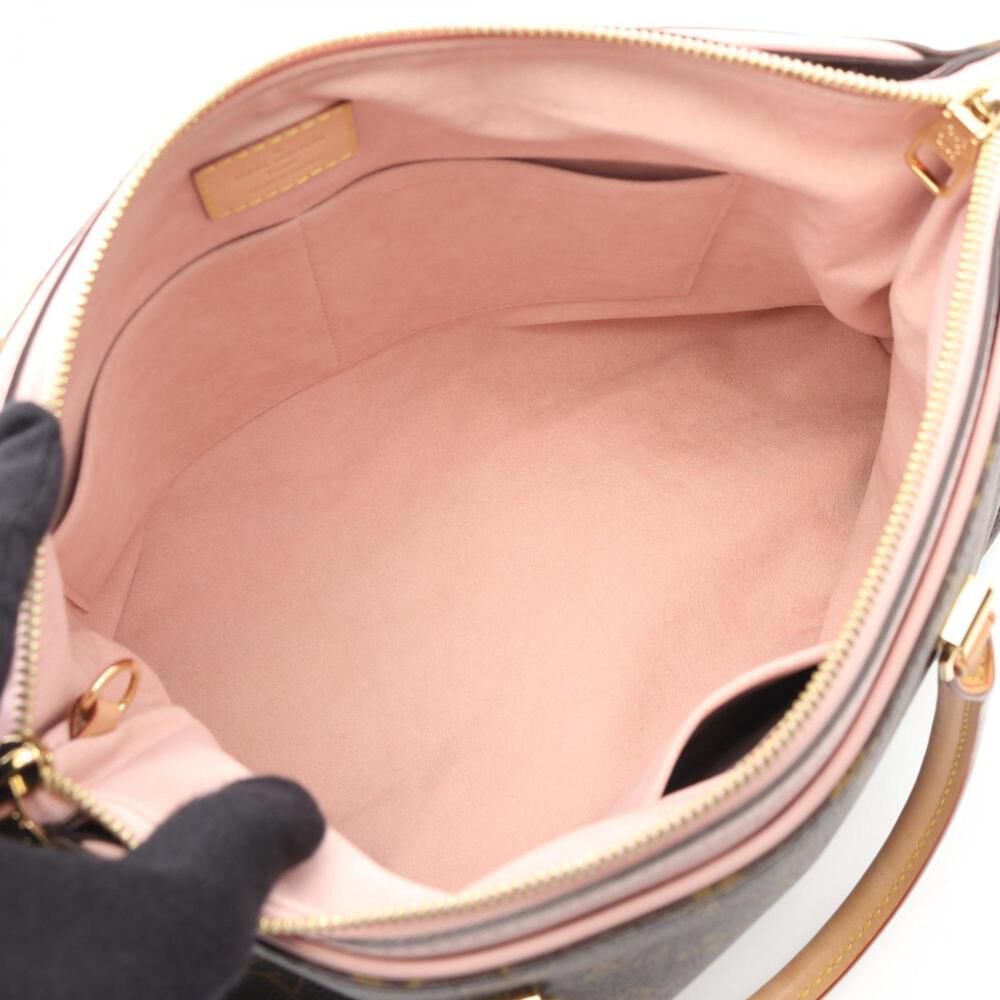 Louis Vuitton Pallas