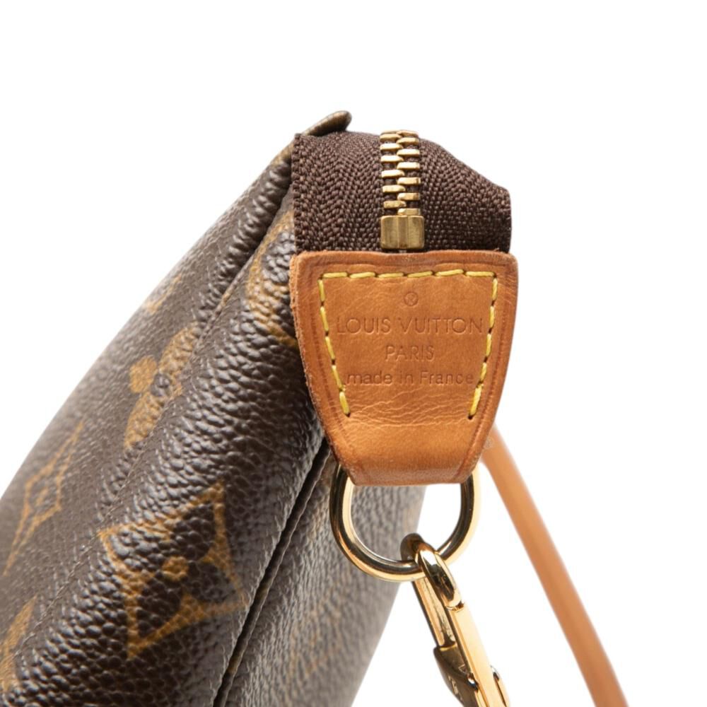 Louis Vuitton Pochette Accessoires