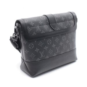 Louis Vuitton Messenger