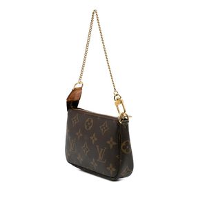 Louis Vuitton Pochette Accessoires