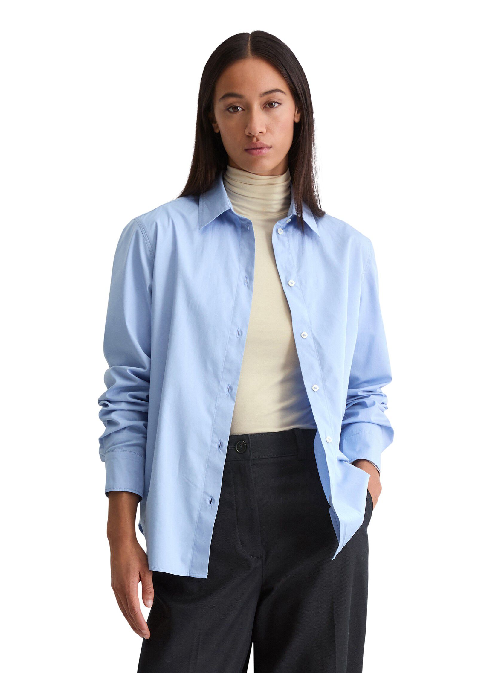 Blouse, fitted shape, kent collar,