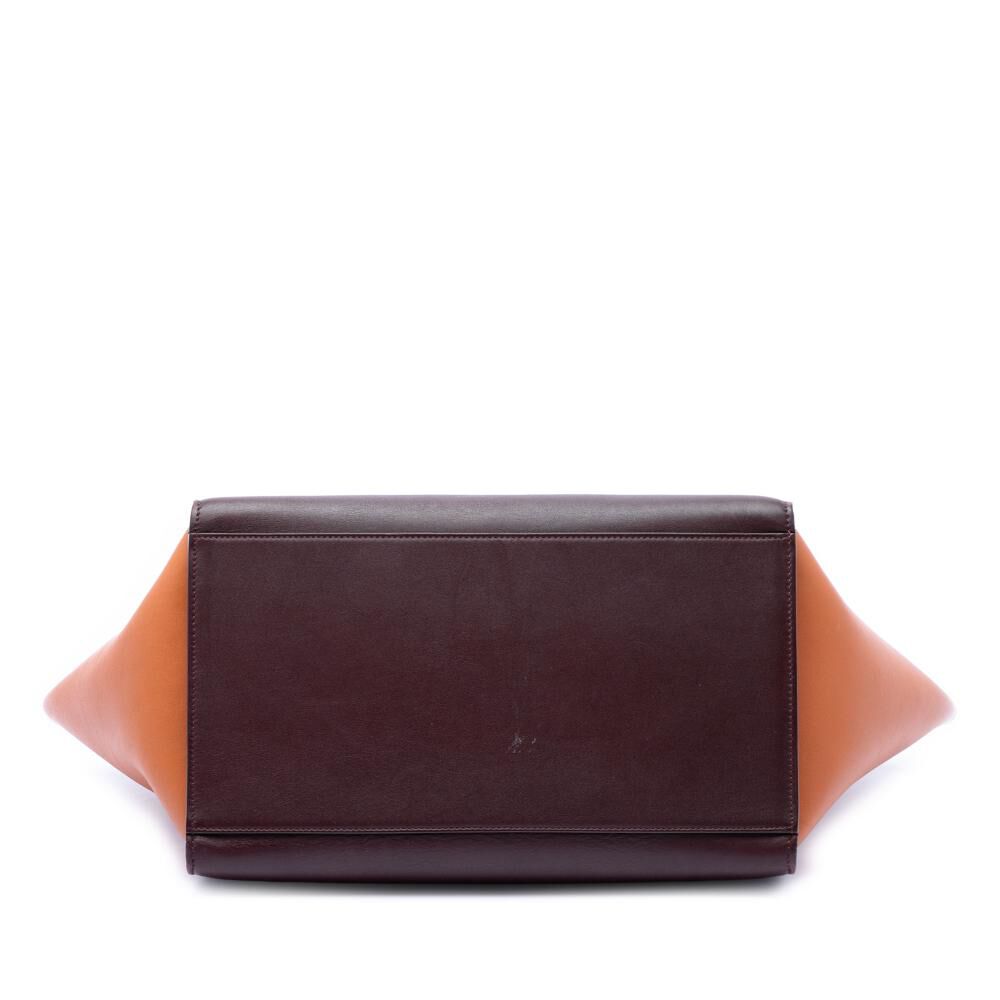 C&eacute;line Trapeze