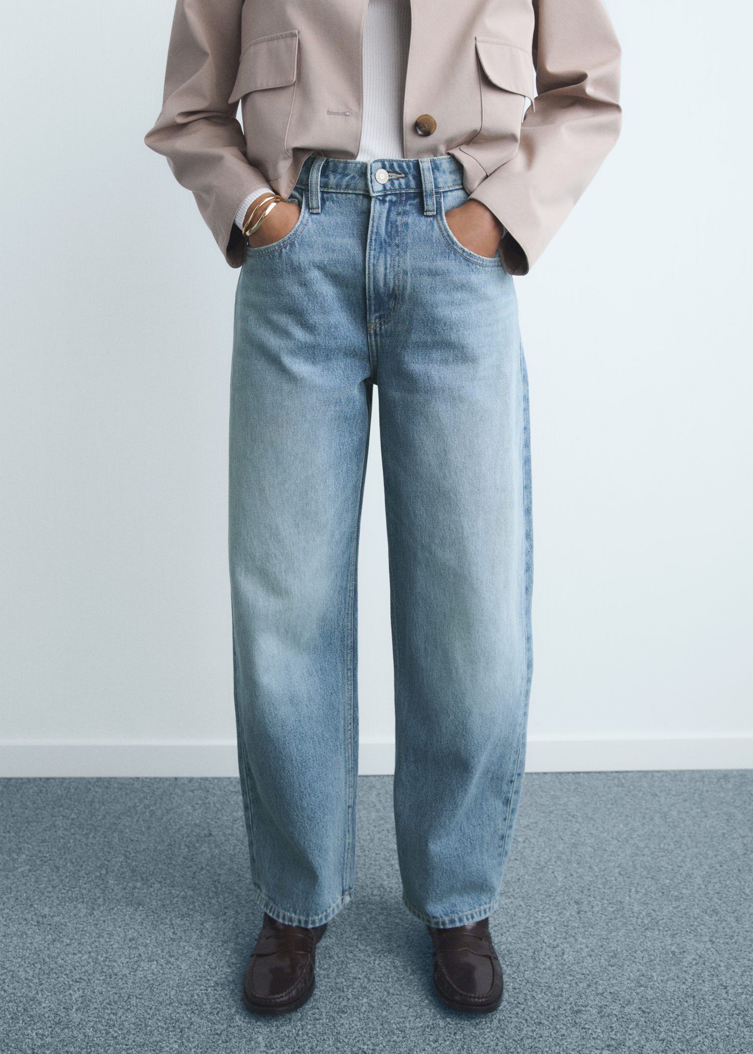 High-rise balloon jeans