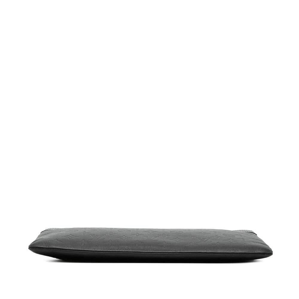 Louis Vuitton Clutch