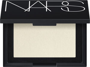 Light Sculpting Highlighting Powder