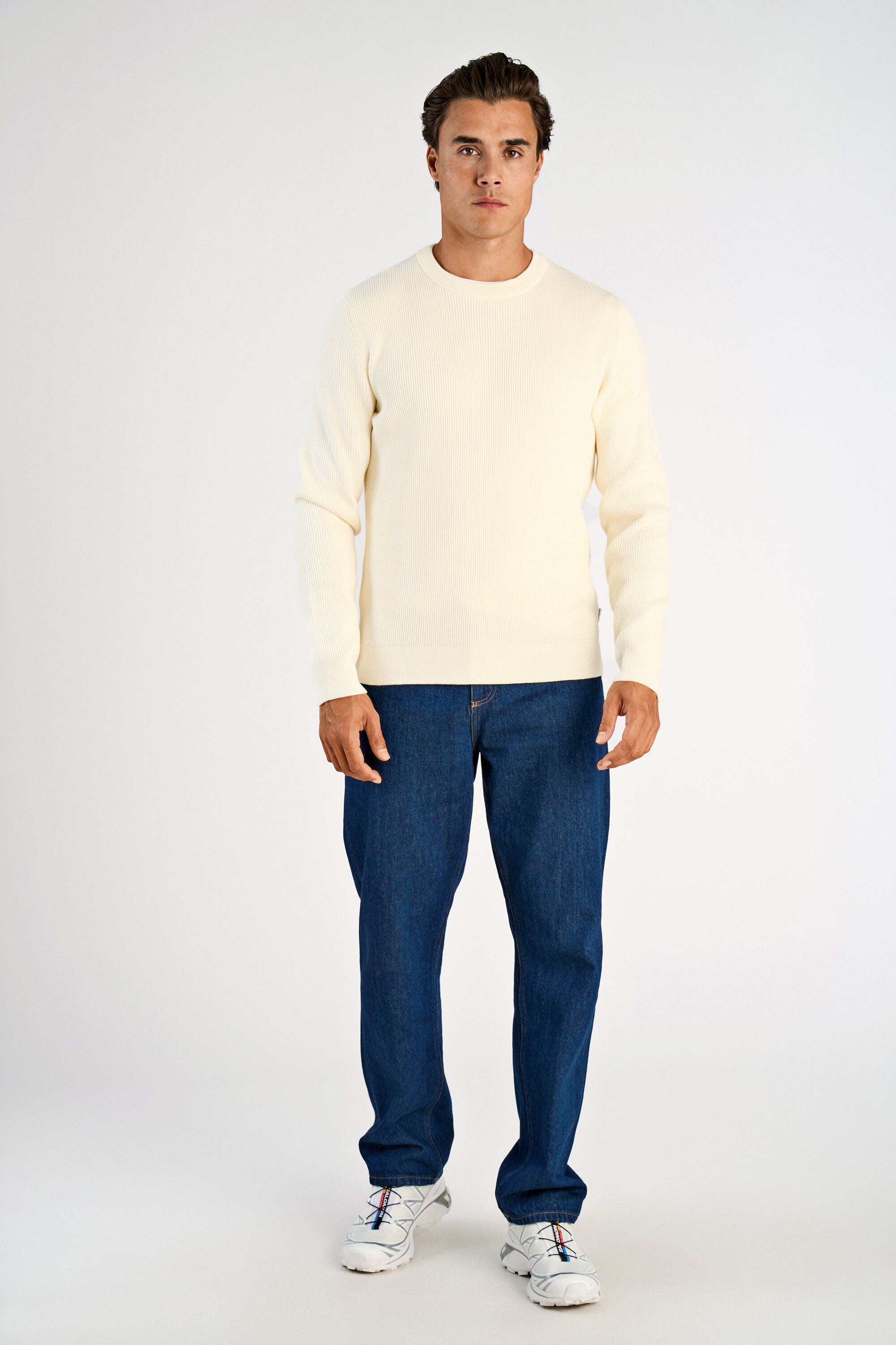 Rib knitted o-neck knit