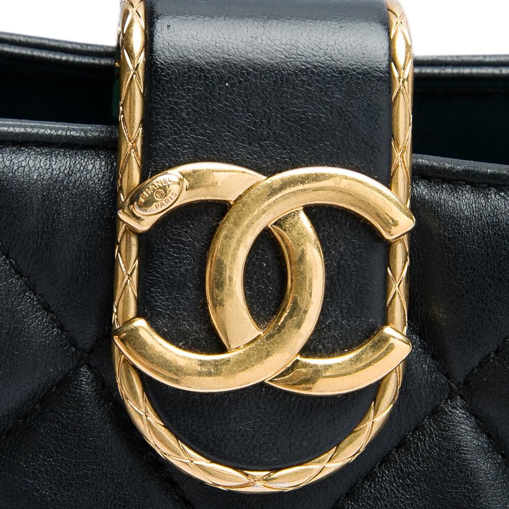 Chanel Shoulder Bag