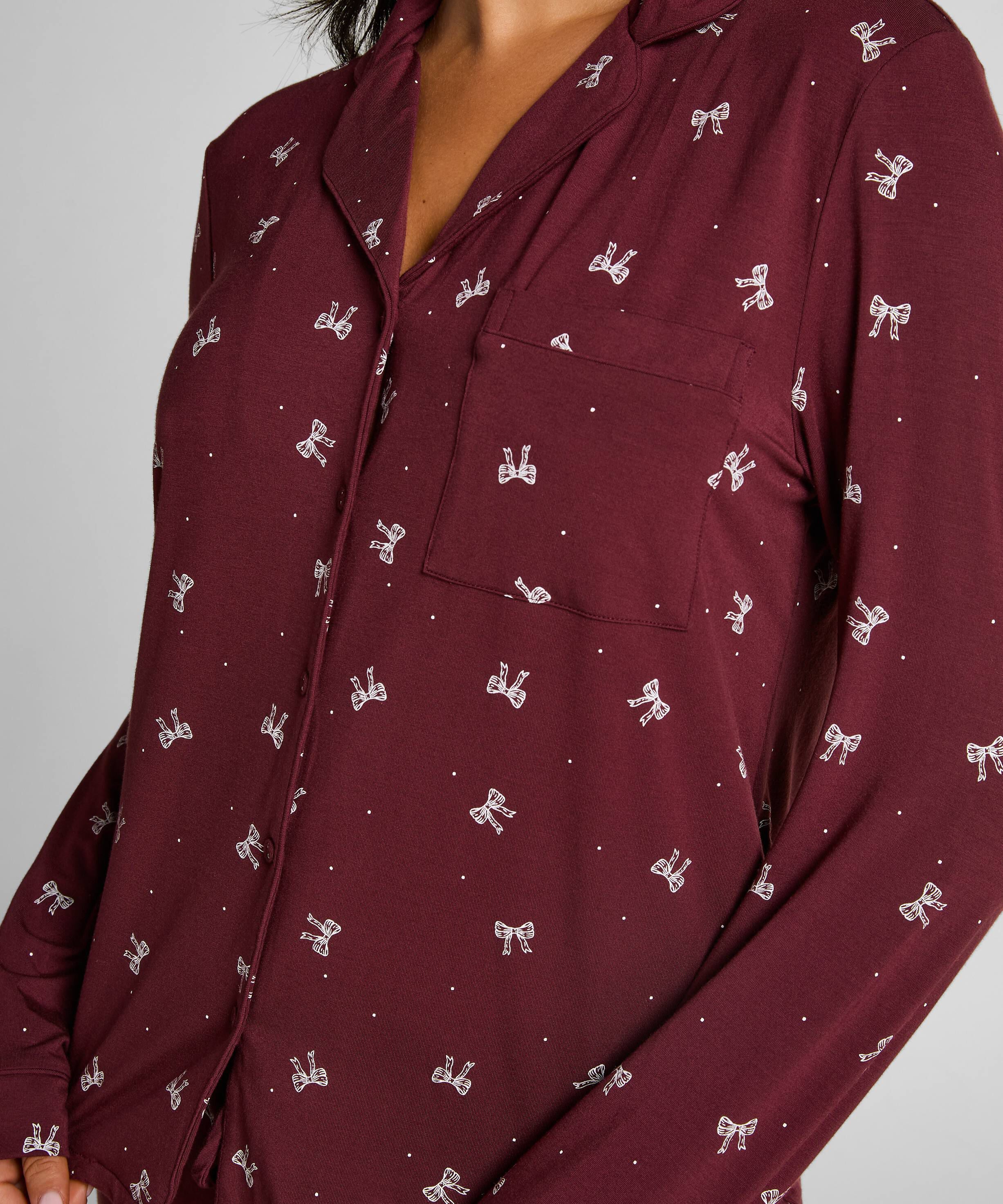 Essential Jersey Long-Sleeved Jacket