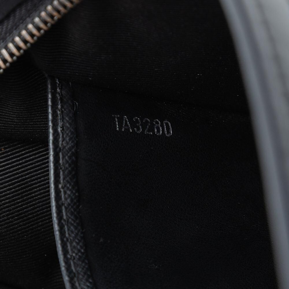 Louis Vuitton Pochette Homme