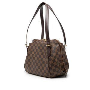 Louis Vuitton Shoulder Bags