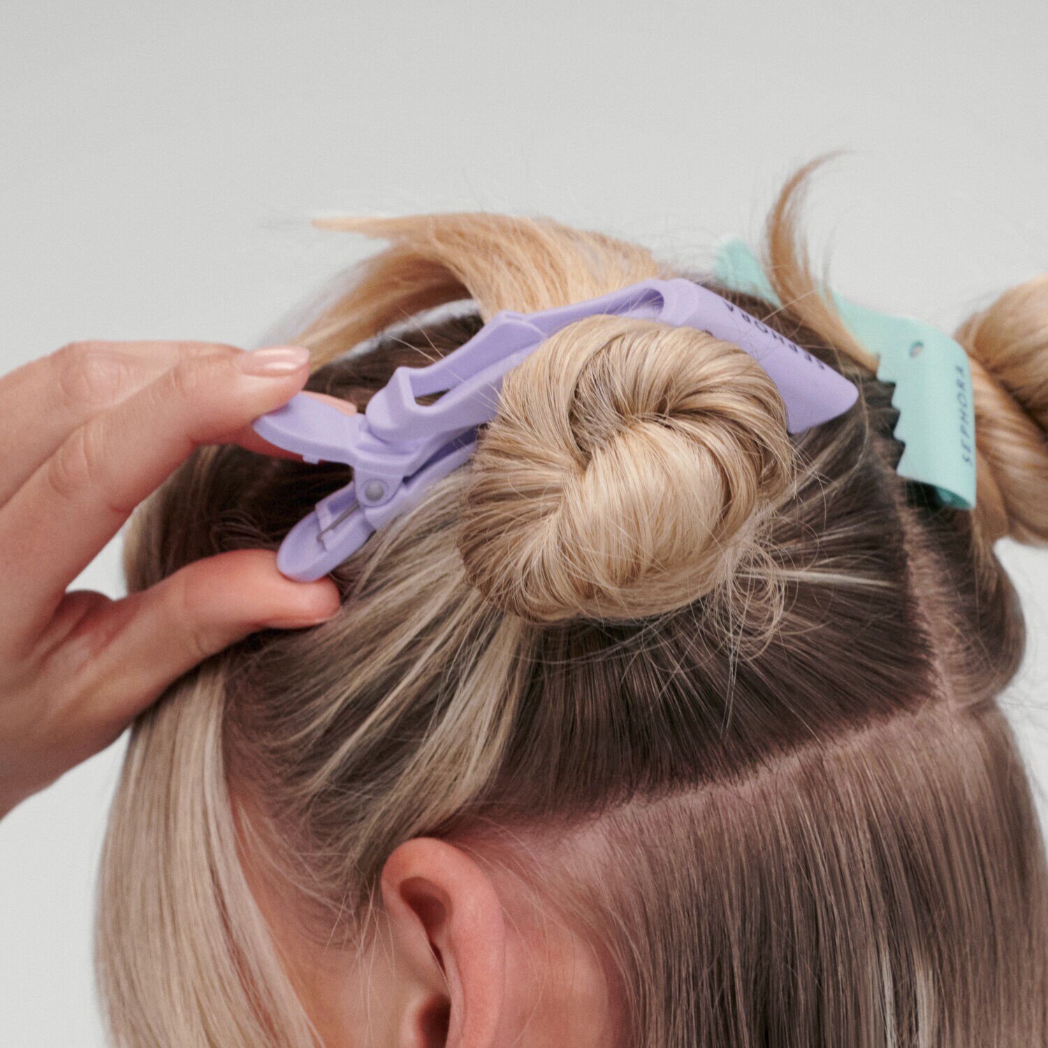 Krokodilleh&aring;rsp&aelig;nde - til styling og inddeling af h&aring;rlokker