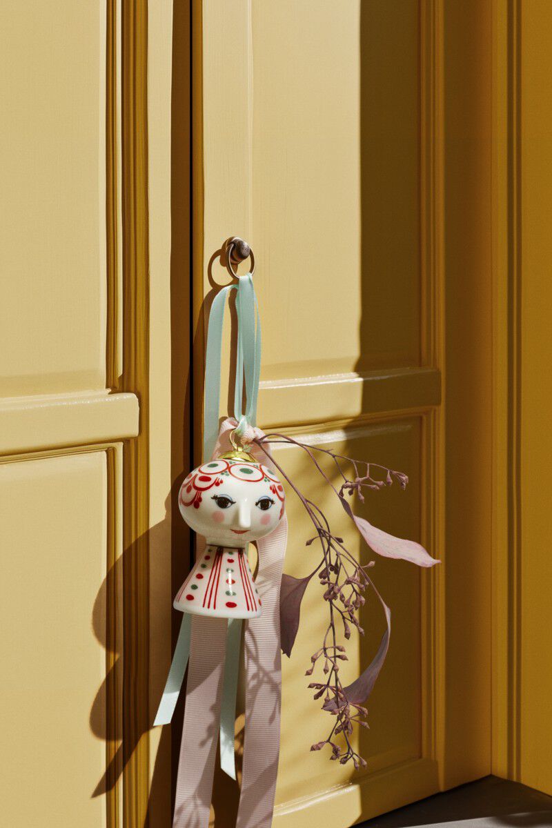 Eva Juleoph&aelig;ng 2025 H7. 5 r&oslash;d