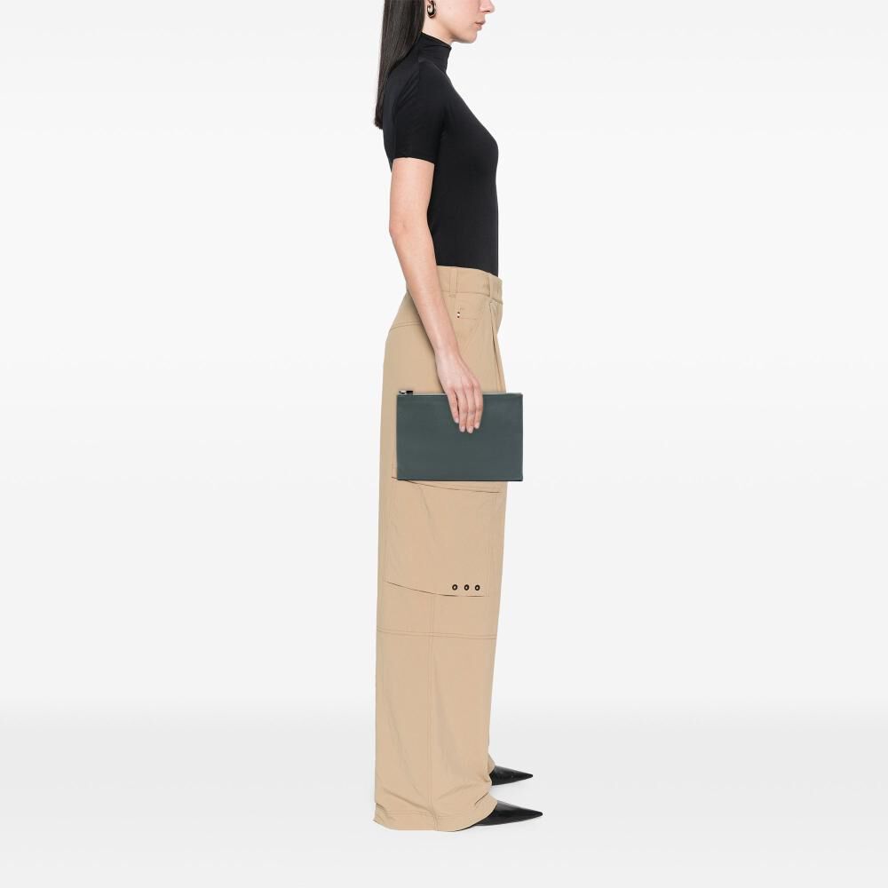 Herm&egrave;s Clutch