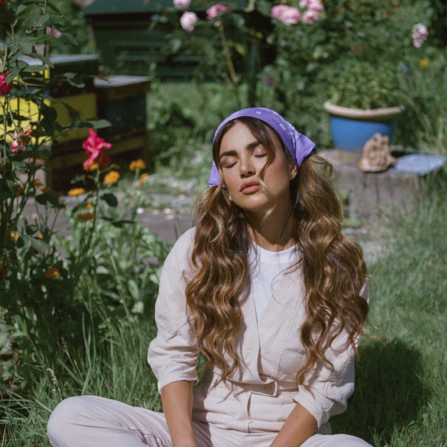 Propolis Infused Heat Protecting Spray