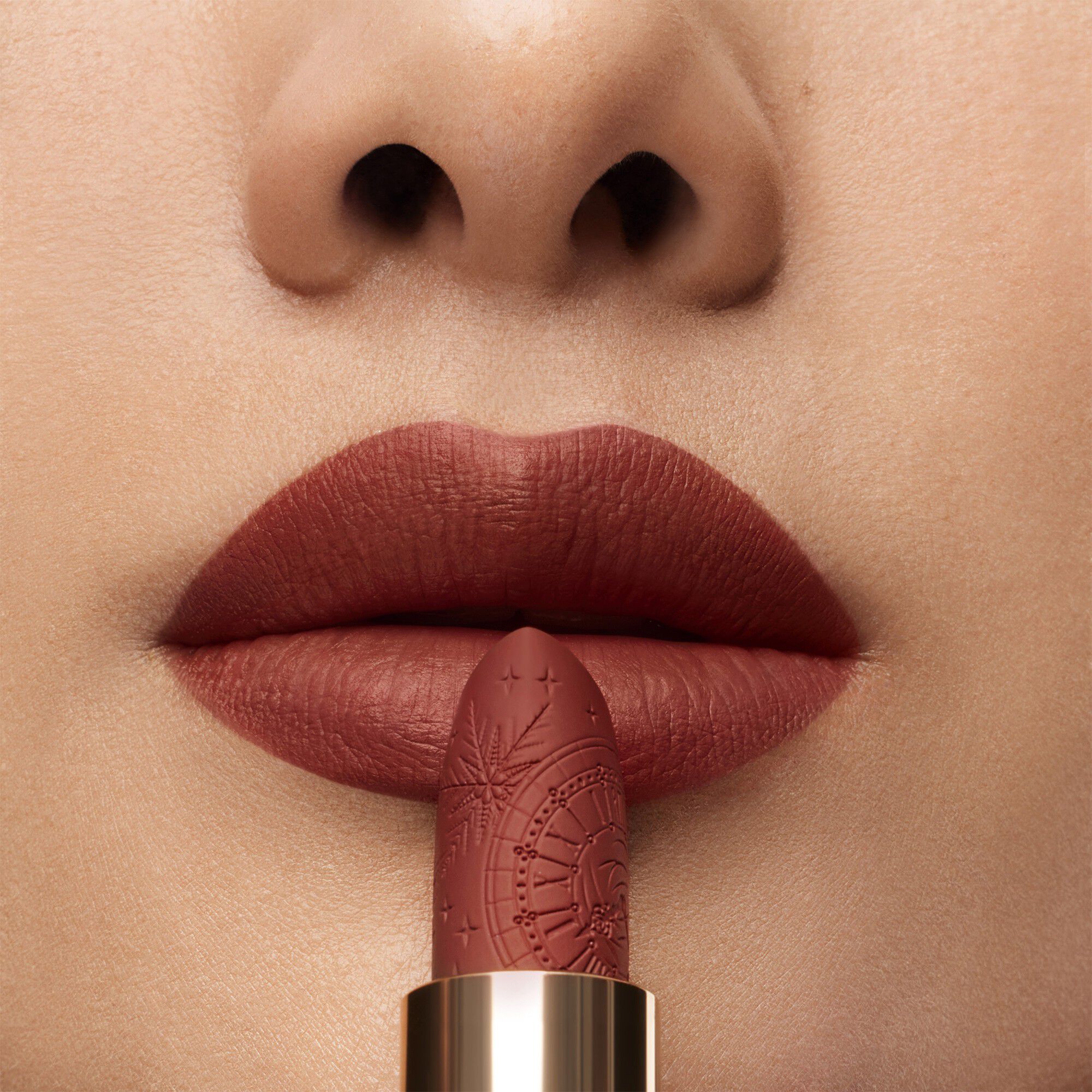 LC LAR MATTE HOLIDAY 2025 09 BRICK