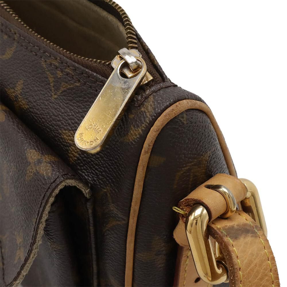 Louis Vuitton Shoulder Bags