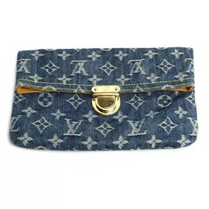 Louis Vuitton Clutch