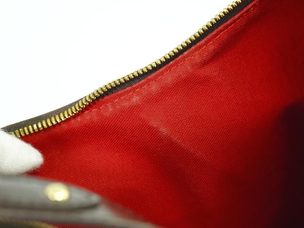 Louis Vuitton Thames