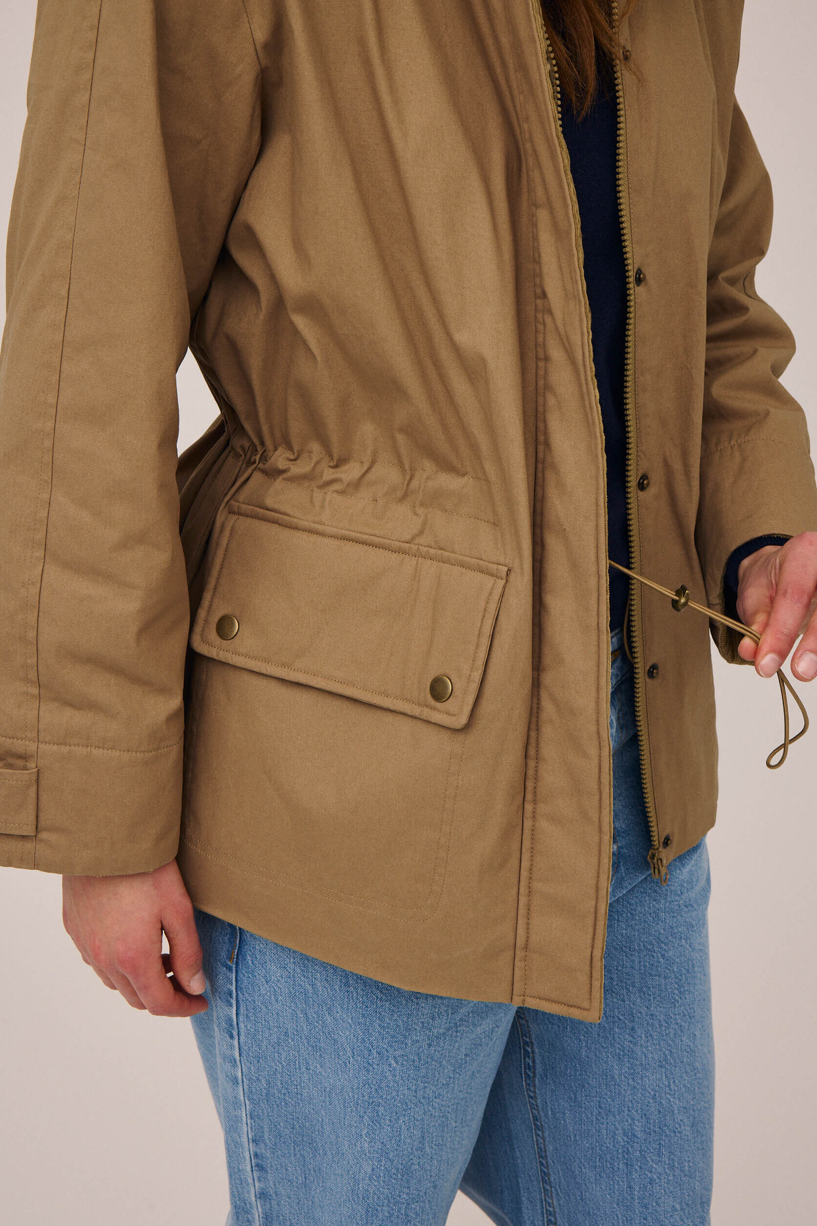 Emmy 2 coated jakke med fl&oslash;jlskanter - GRS