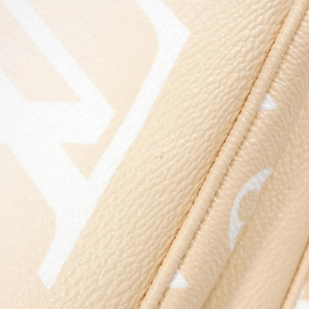 Louis Vuitton Pochette Accessoires