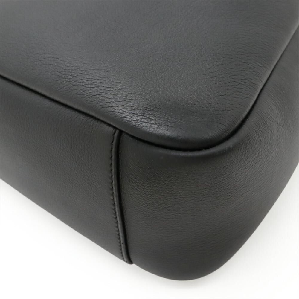 Yves Saint Laurent Shoulder Bag