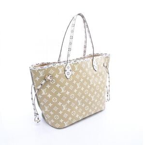 Louis Vuitton Neverfull