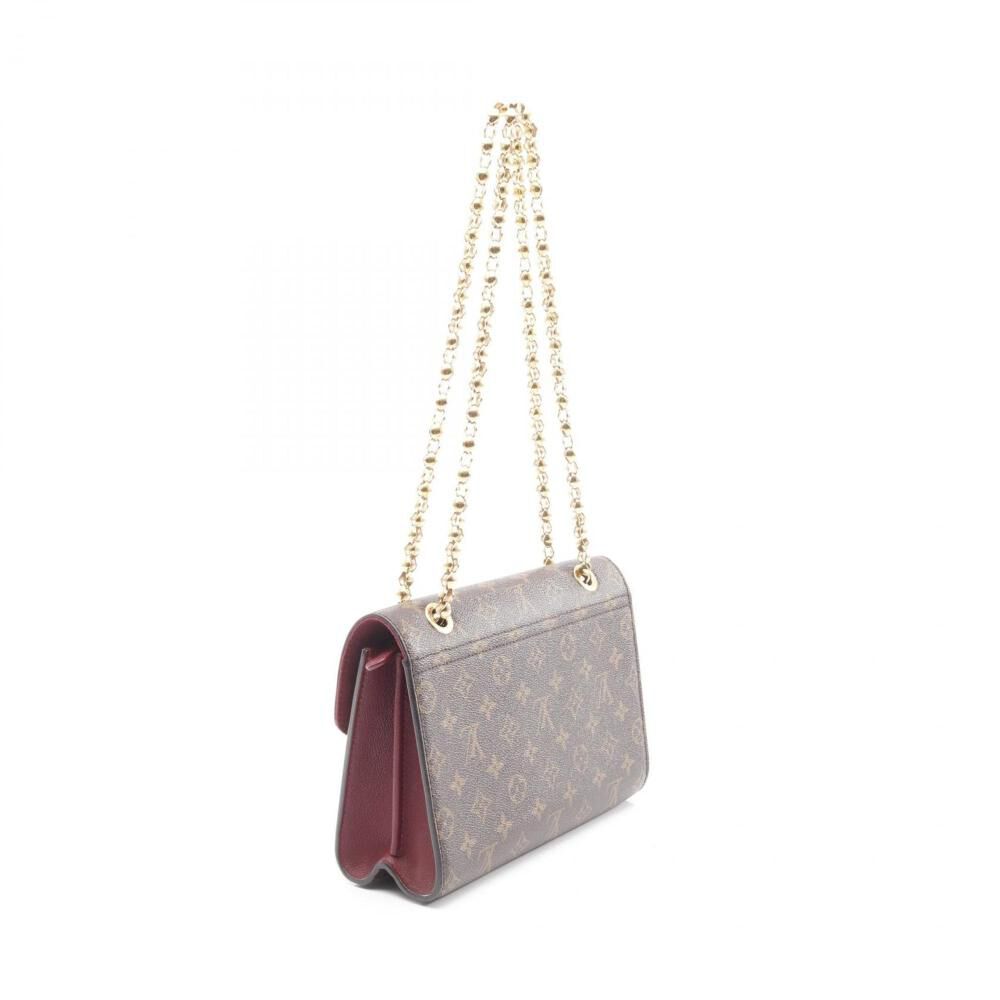 Louis Vuitton Shoulder Bags