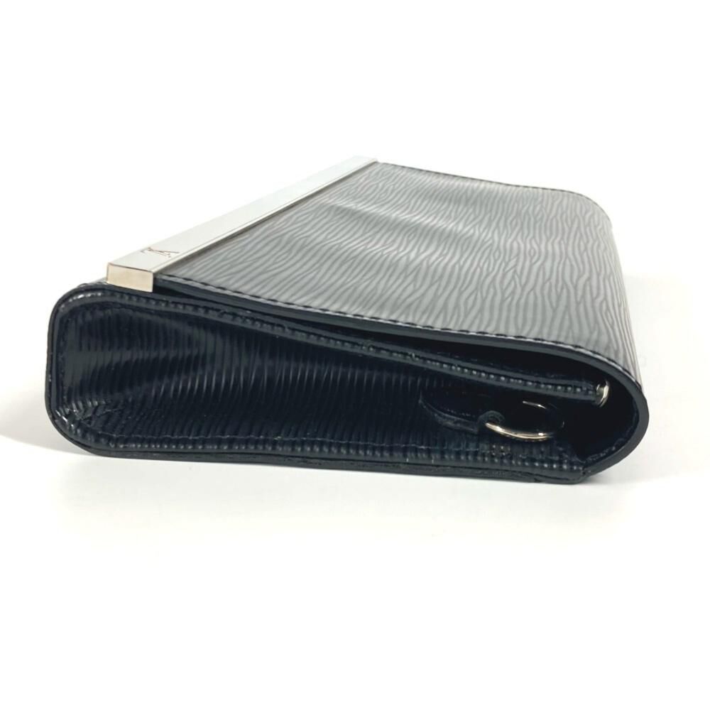 Louis Vuitton Clutch