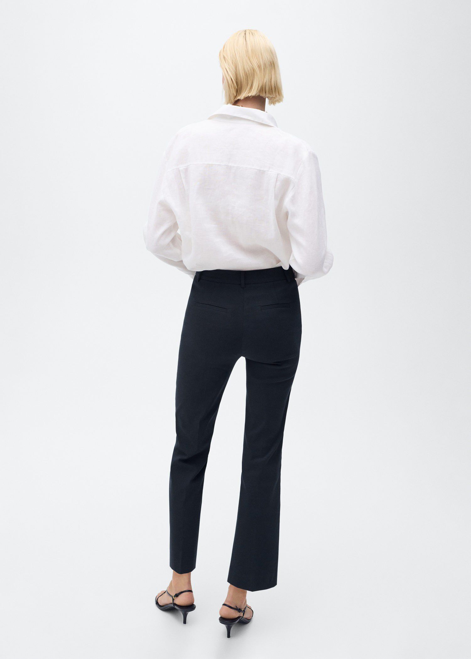 Straight-cut crop trousers