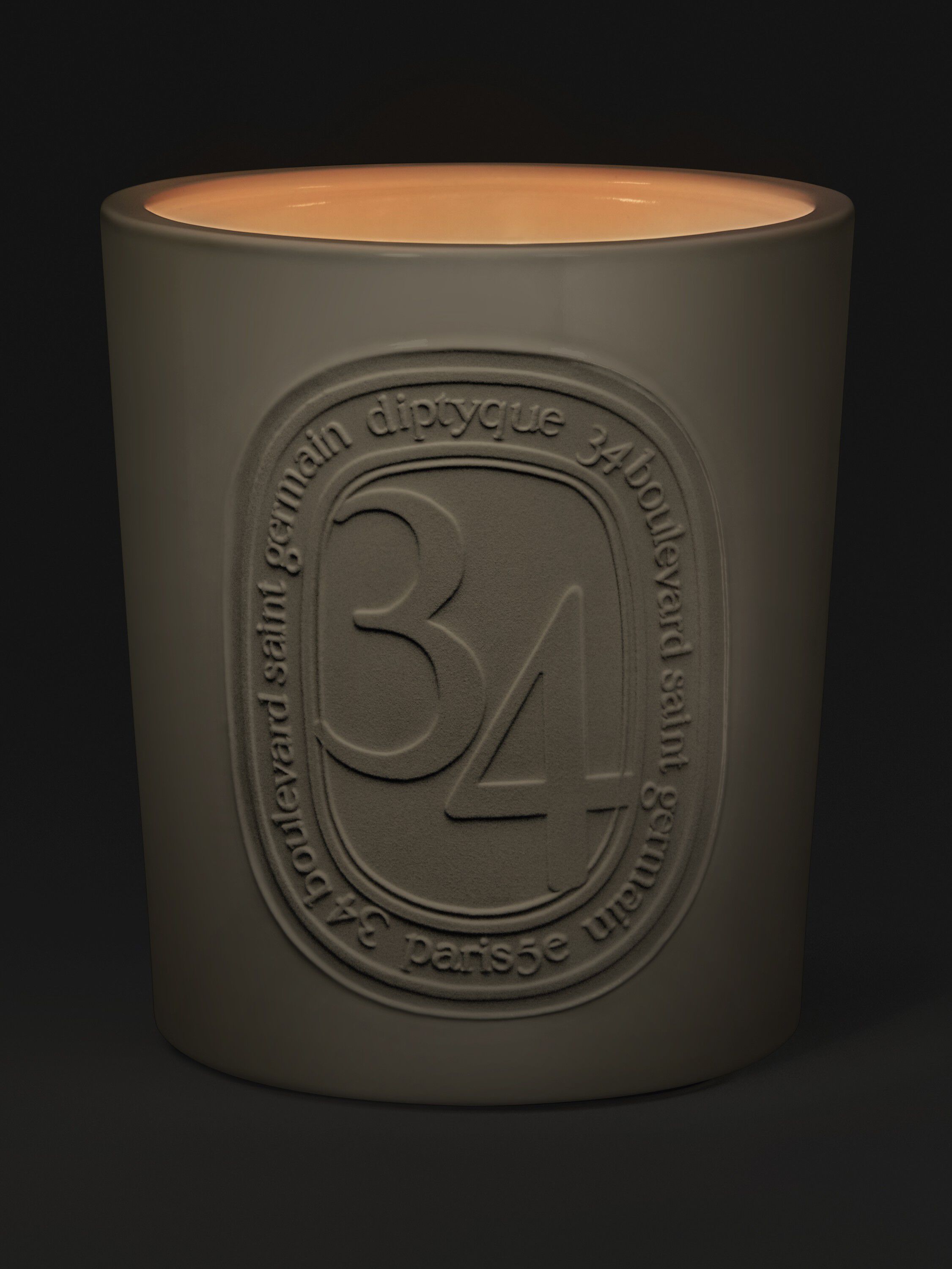 Giant candle 34B 1500 g / 51,3 oz