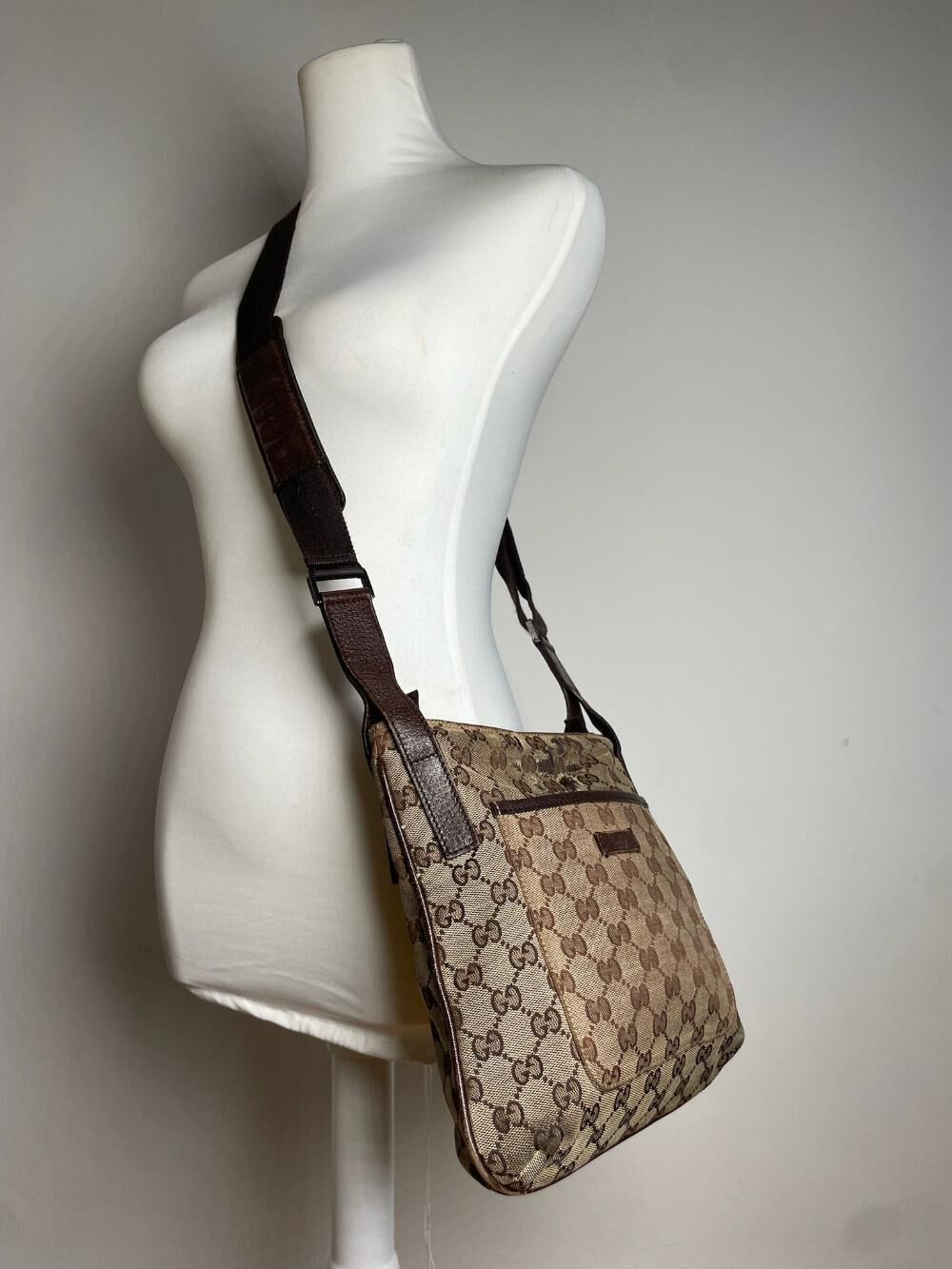 Gucci Shoulder Bag
