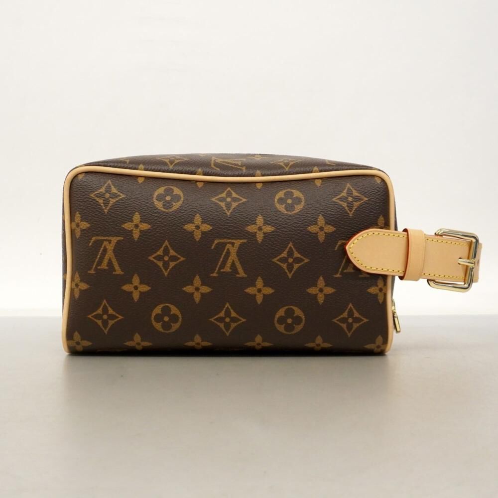 Louis Vuitton Clutch