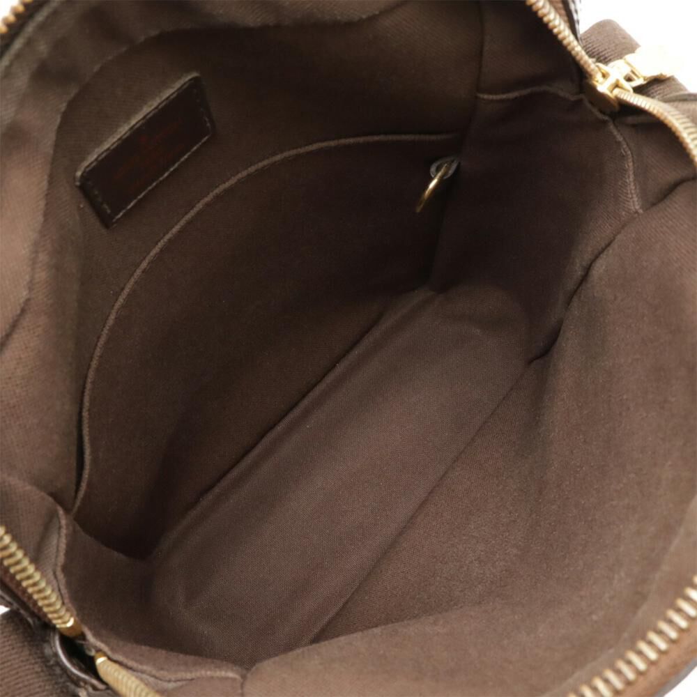 Louis Vuitton Messenger