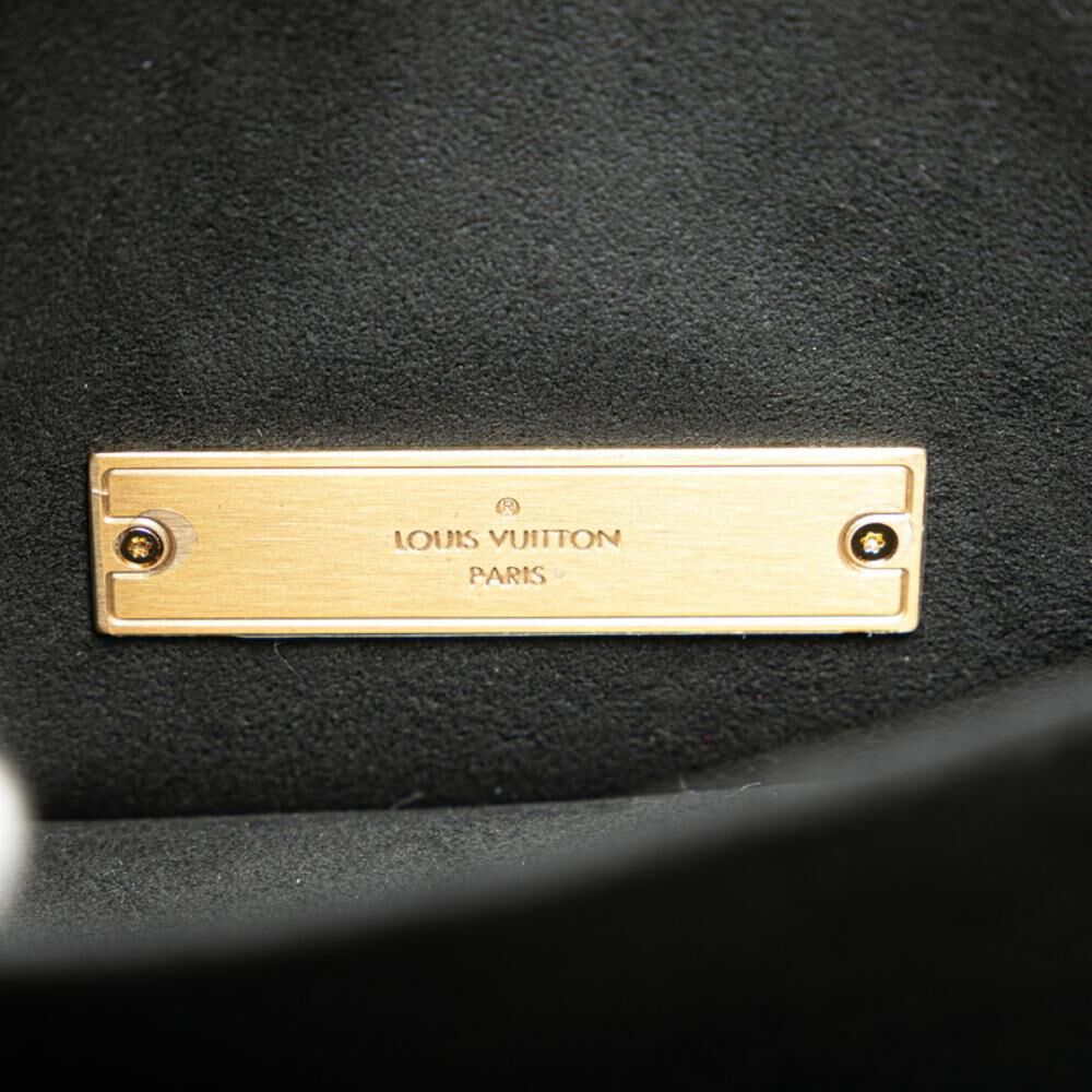 Louis Vuitton Dauphine