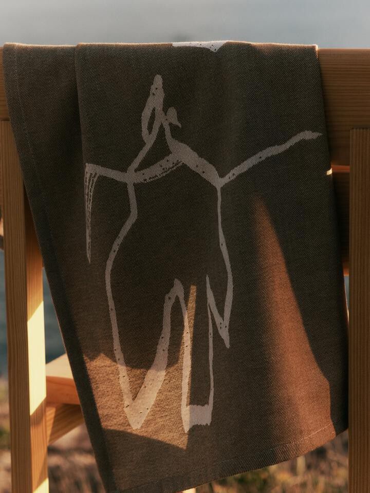 Vuelo Tea Towel - Sugar Kelp/Off-wh