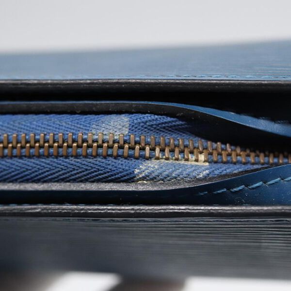 Louis Vuitton Dauphine