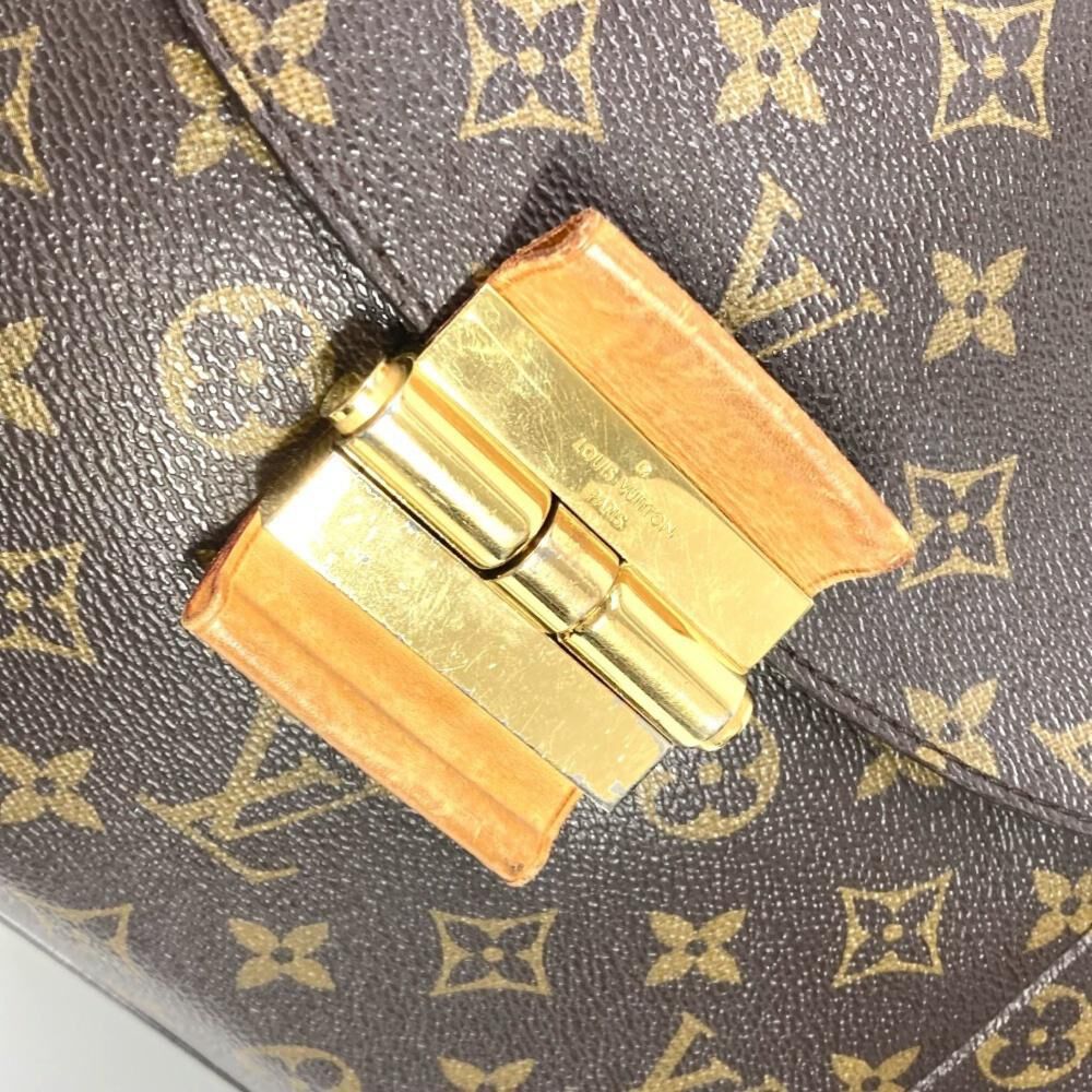 Louis Vuitton Shoulder Bags