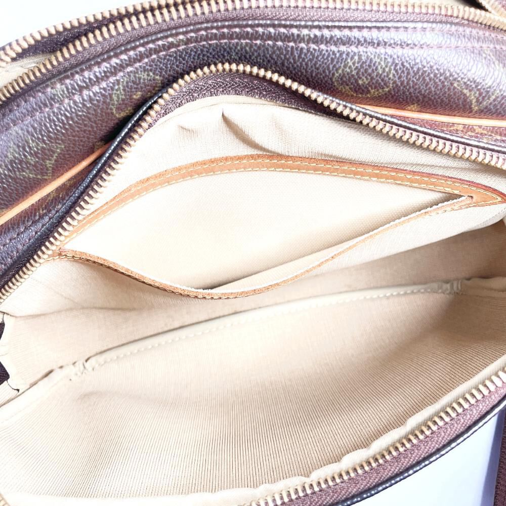 Louis Vuitton Reporter