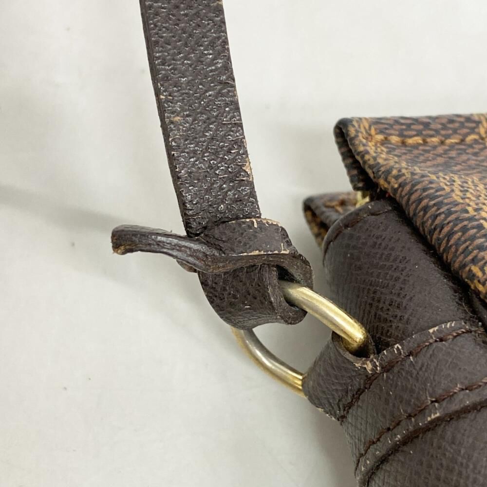 Louis Vuitton Trousse Makeup