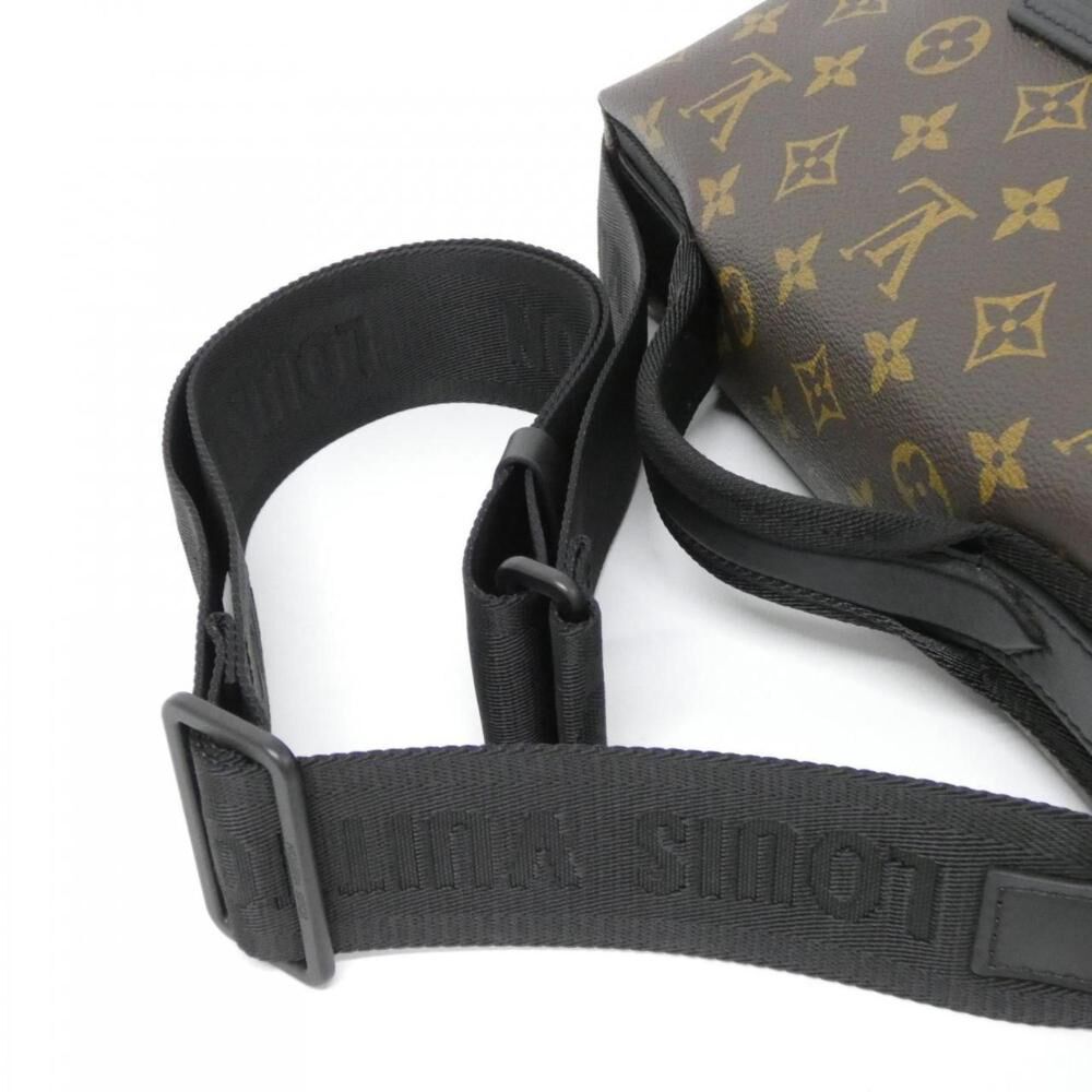 Louis Vuitton Shoulder Bags