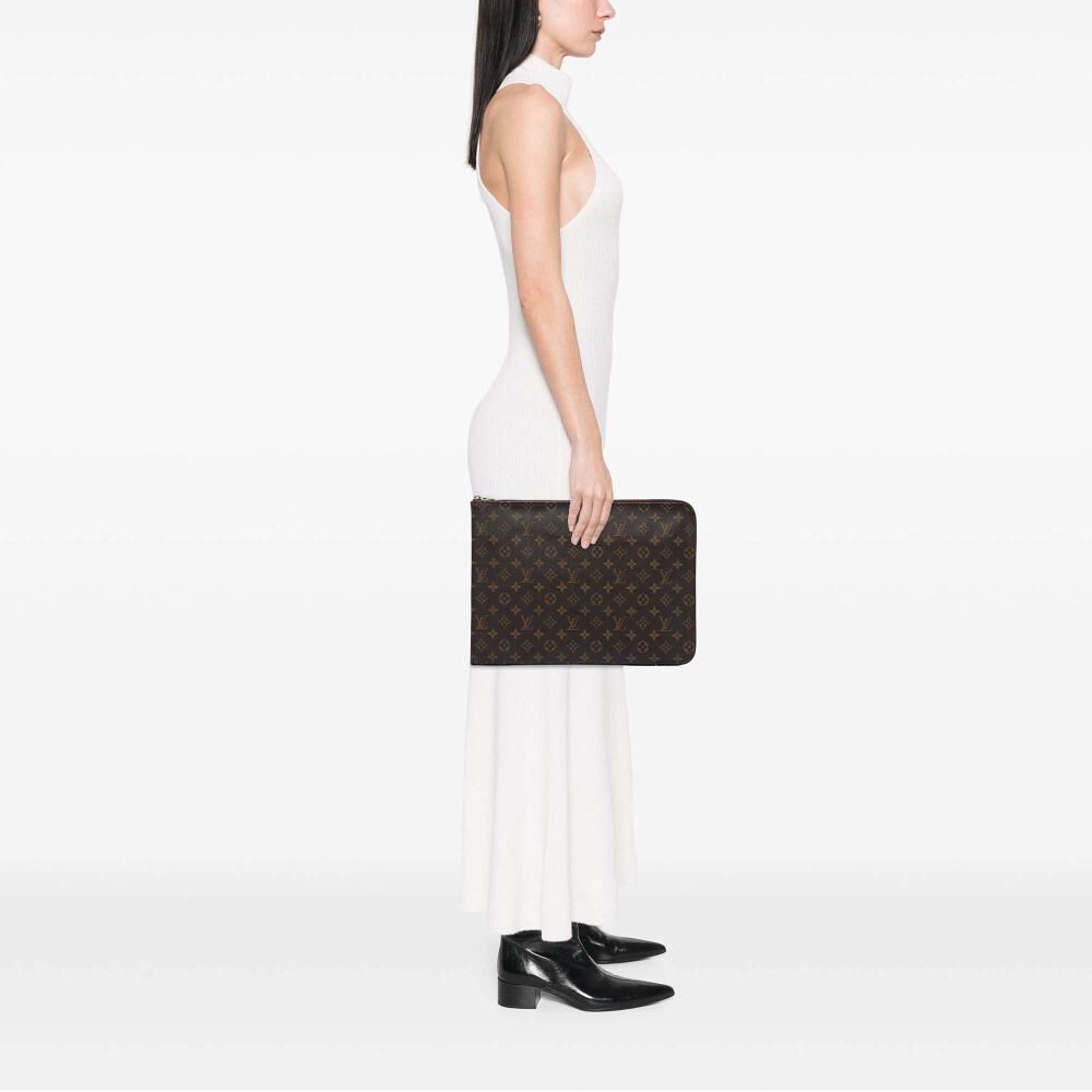 Louis Vuitton Poche Documents