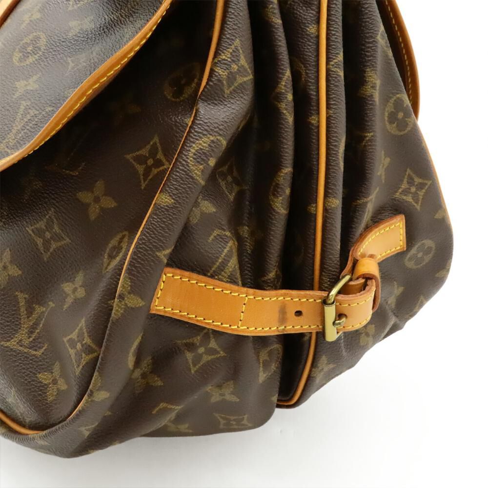 Louis Vuitton Trousse Toilette