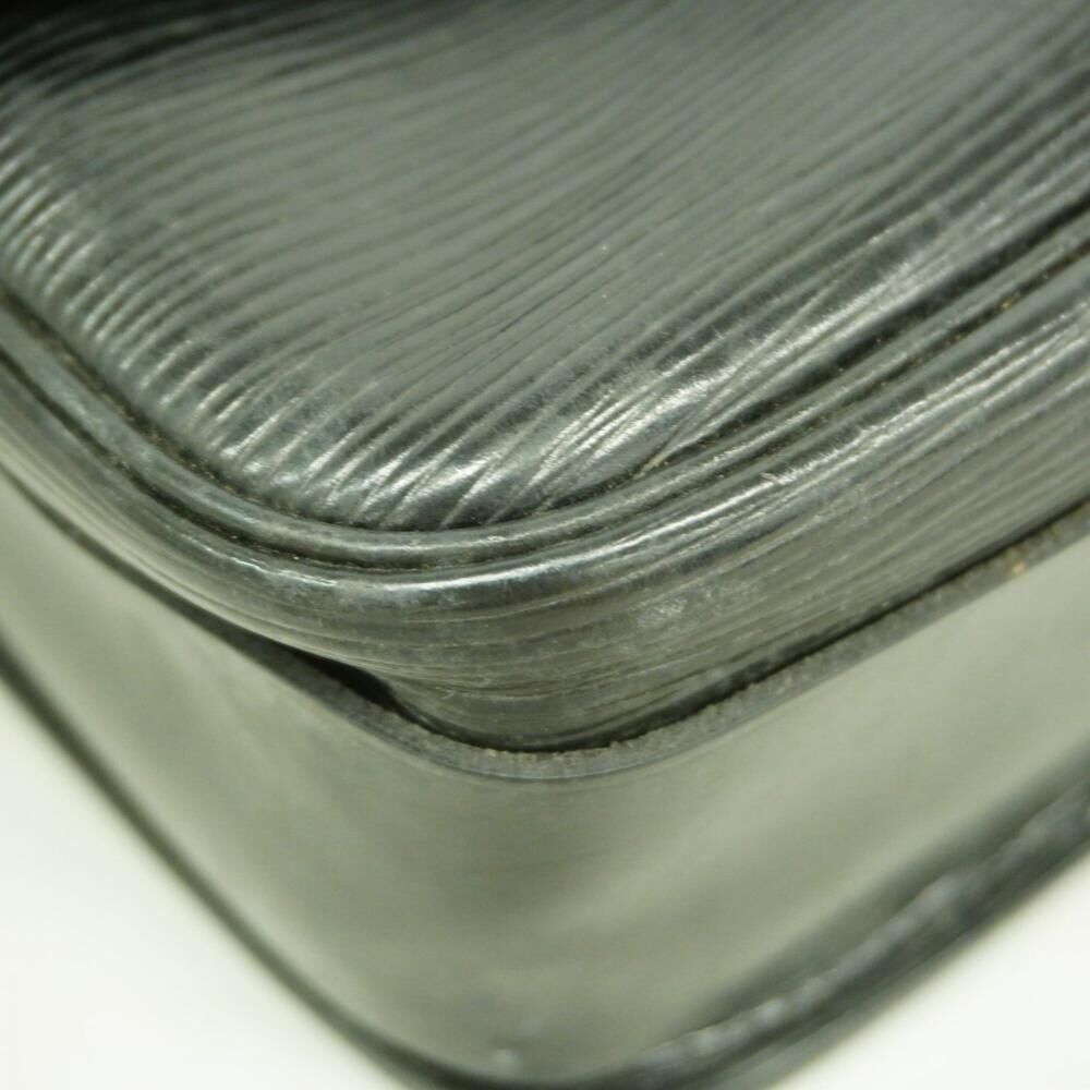 Louis Vuitton Cartouchiere